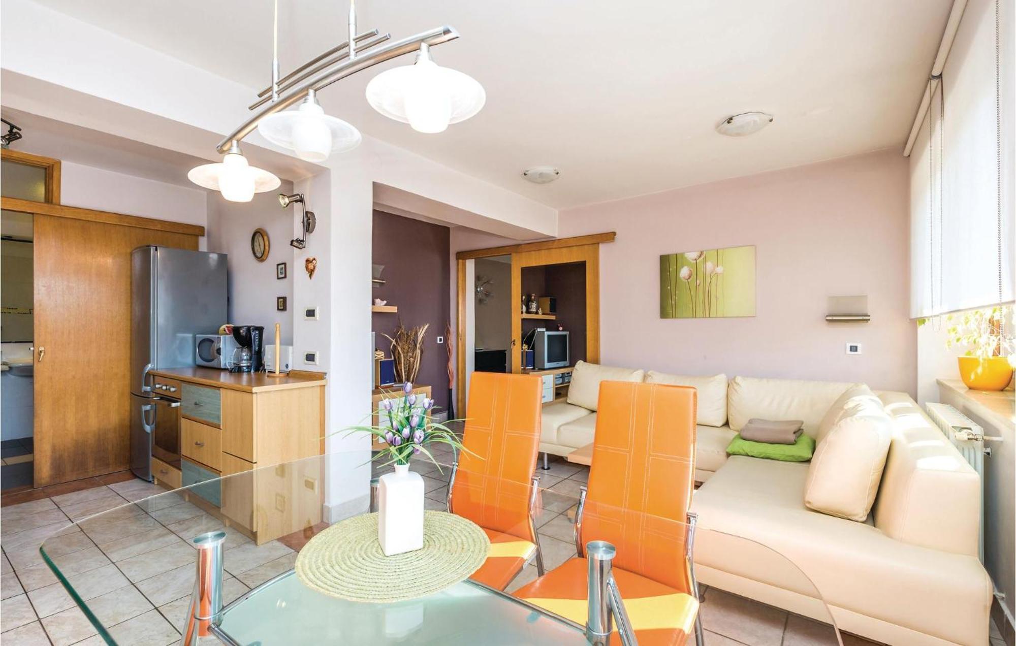 Stunning Apartment In Rijeka With 1 Bedrooms And Wifi Ngoại thất bức ảnh